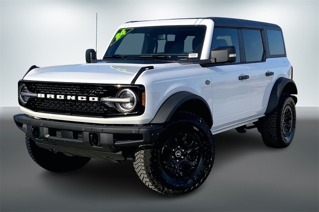 Used 2024 Ford Bronco 4-Door Wildtrak with VIN 1FMEE2BP9RLB18486 for sale in Kansas City