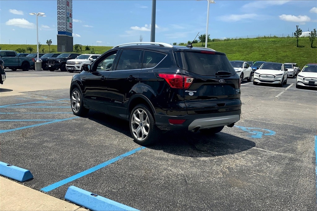 Used 2019 Ford Escape Titanium with VIN 1FMCU9J92KUC53346 for sale in Kansas City, KS