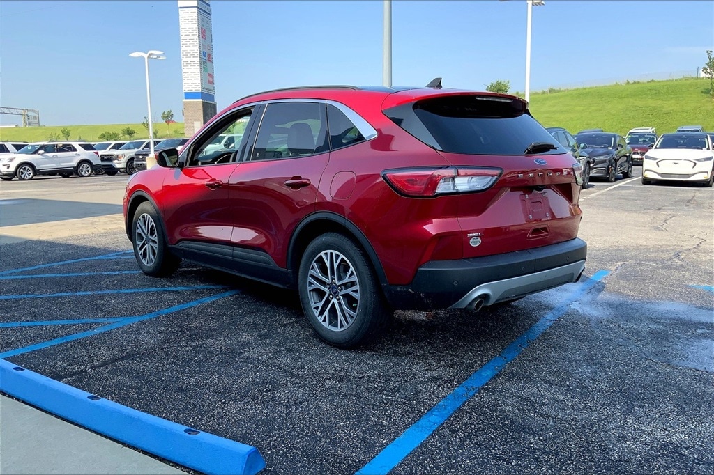 Used 2022 Ford Escape SEL with VIN 1FMCU0H69NUA06269 for sale in Kansas City