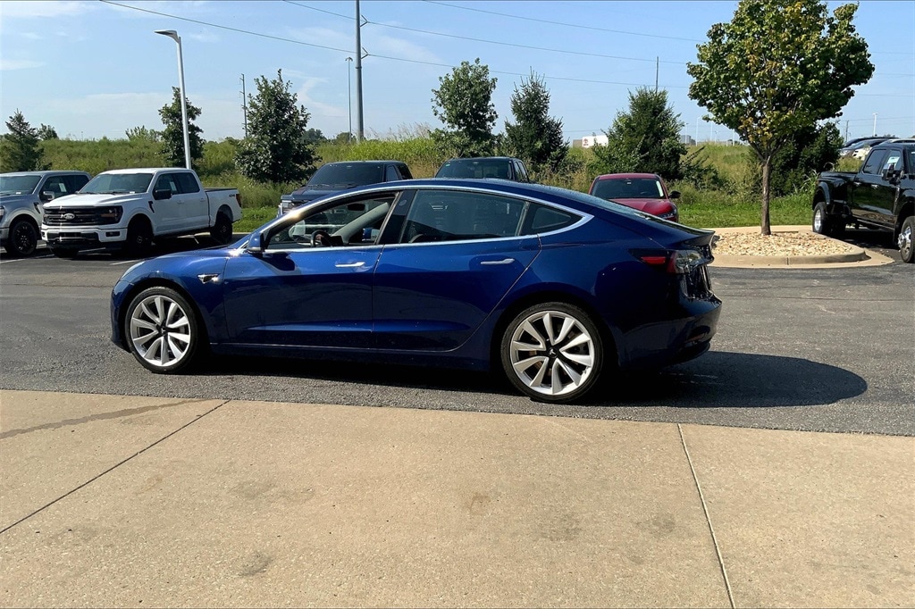 Used 2018 Tesla Model 3 Long Range with VIN 5YJ3E1EA6JF155113 for sale in Kansas City, KS