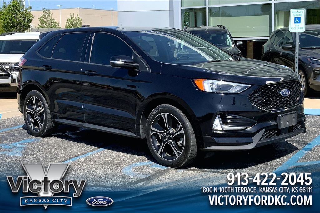 2019 Ford Edge ST