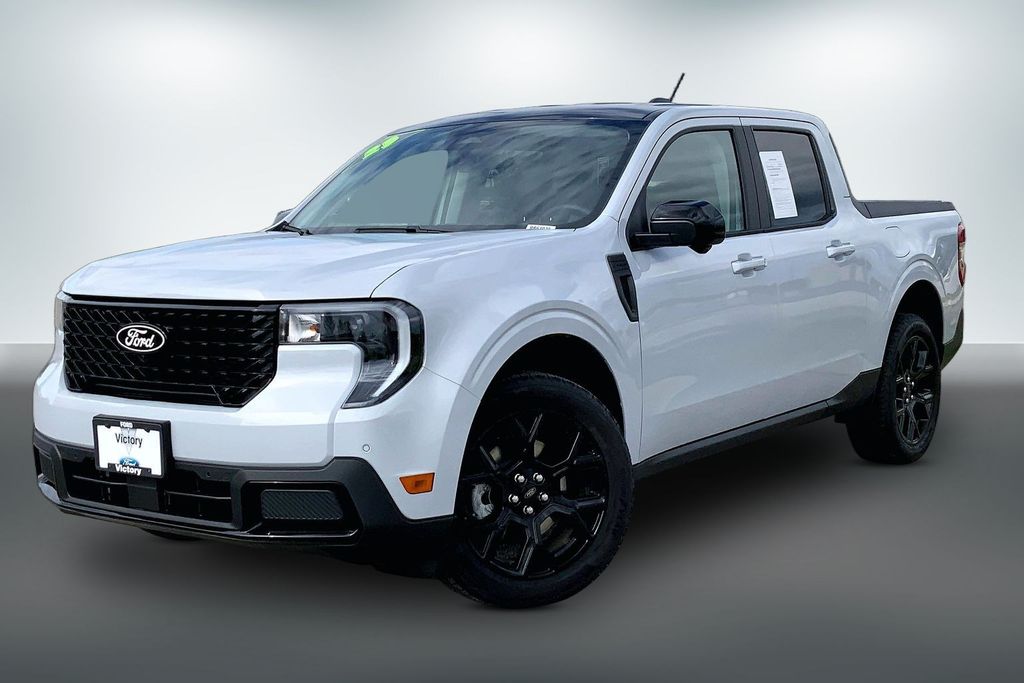 Used 2025 Ford Maverick Lariat with VIN 3FTTW8S39SRB64920 for sale in Kansas City