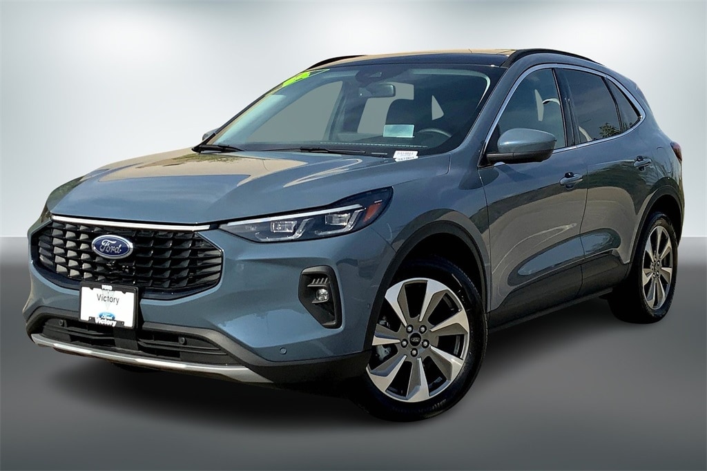 Used 2024 Ford Escape Platinum with VIN 1FMCU9JZ5RUA54804 for sale in Kansas City