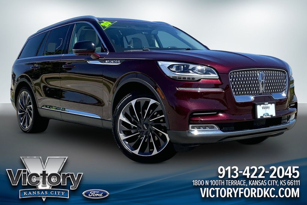 2020 Lincoln Aviator Reserve AWD's photo