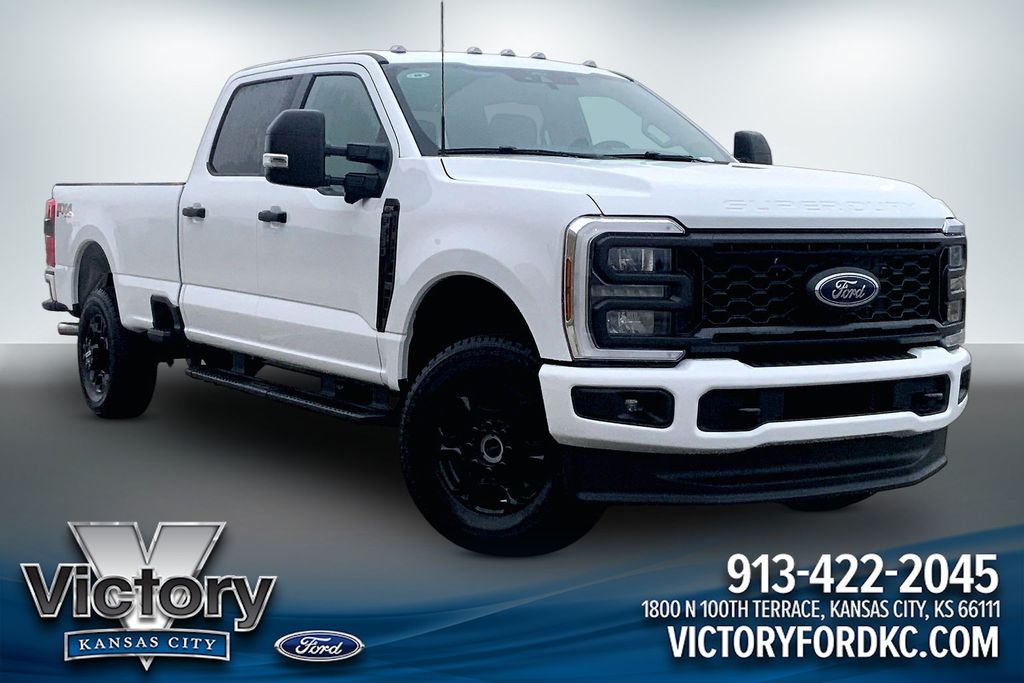 2026 Ford F-350 XL 4x4 Crew Cab 8' Box SRW's photo