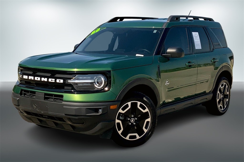 Used 2023 Ford Bronco Sport Outer Banks with VIN 3FMCR9C64PRE09826 for sale in Kansas City