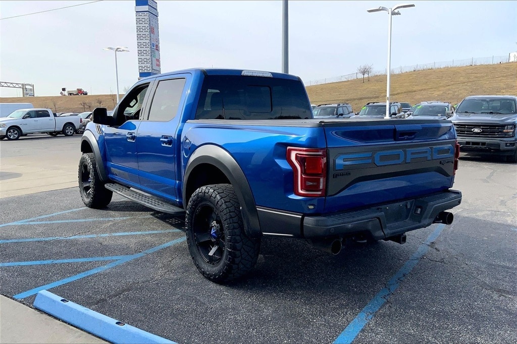 Used 2017 Ford F-150 Raptor with VIN 1FTFW1RG9HFC89533 for sale in Kansas City