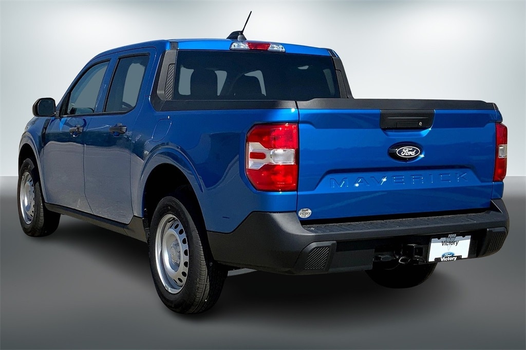 New 2025 Ford Maverick XL Truck