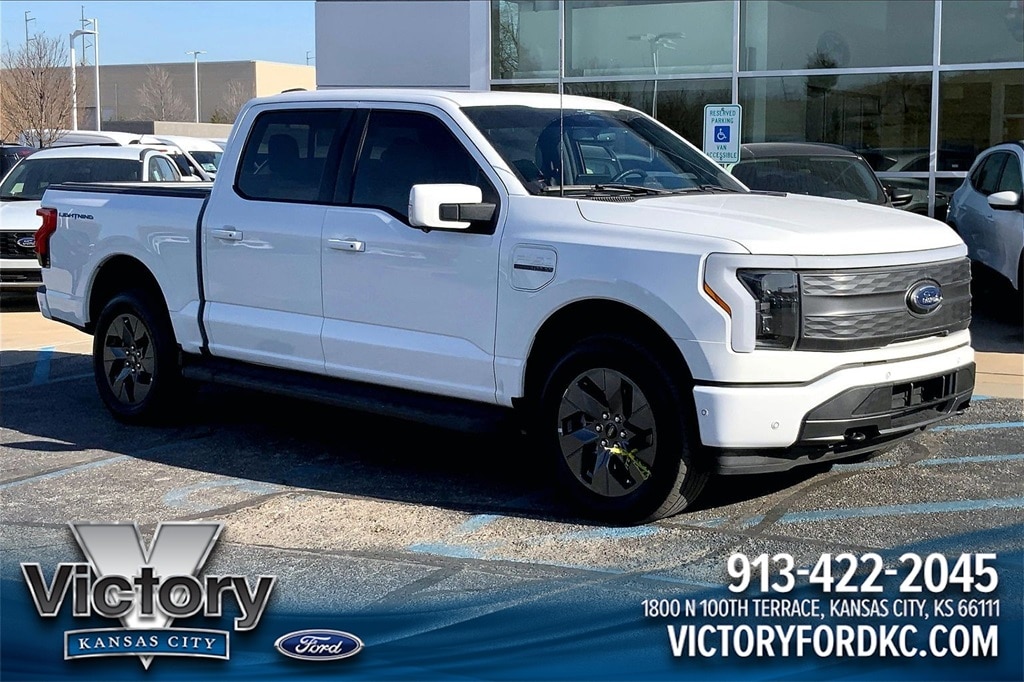 Used 2023 Ford F-150 Lightning Lariat Truck
