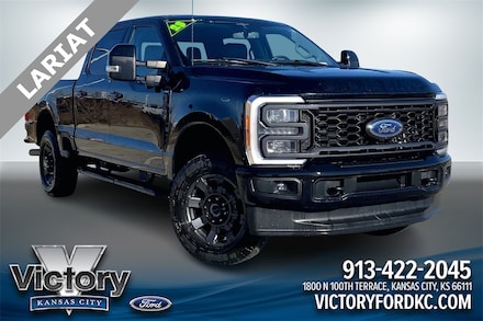 2023 Ford F-350SD Lariat Truck