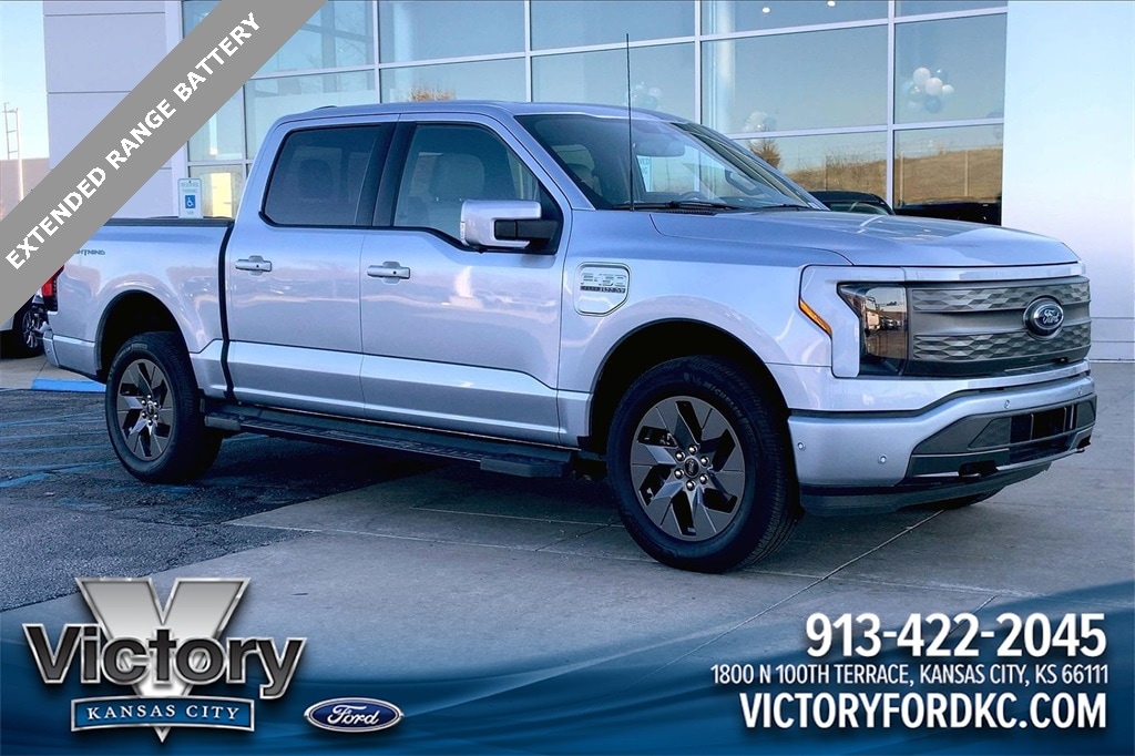 2022 Ford F-150 Lightning Lariat's photo