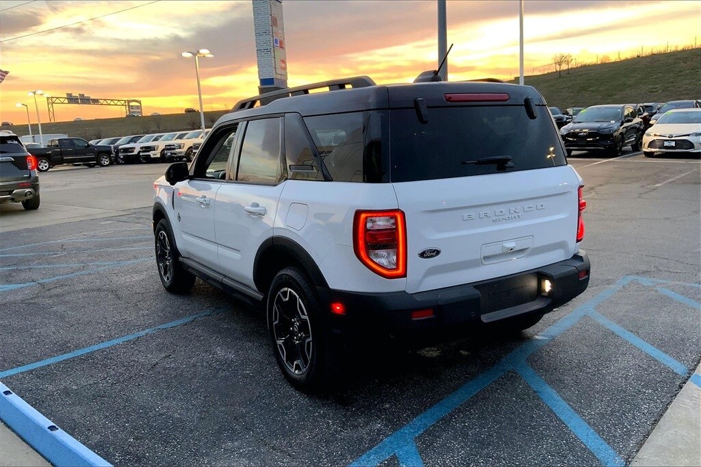 Used 2025 Ford Bronco Sport Outer Banks SUV