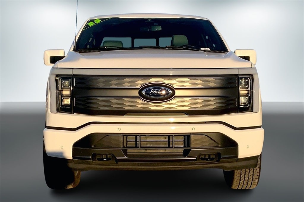 Used 2023 Ford F-150 Lightning Lariat Truck
