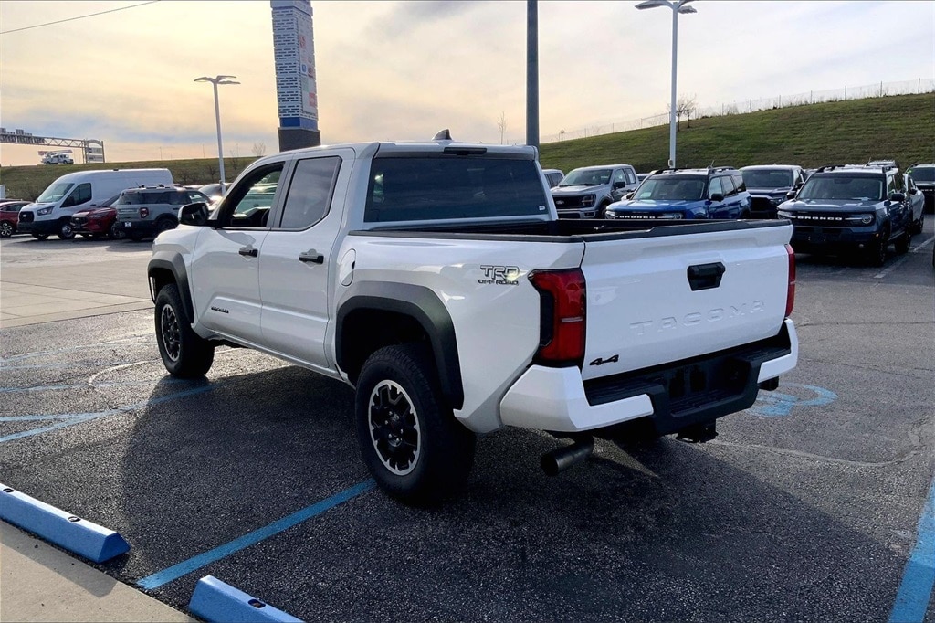 Used 2025 Toyota Tacoma TRD Off Road with VIN 3TYLB5JN9ST080207 for sale in Kansas City