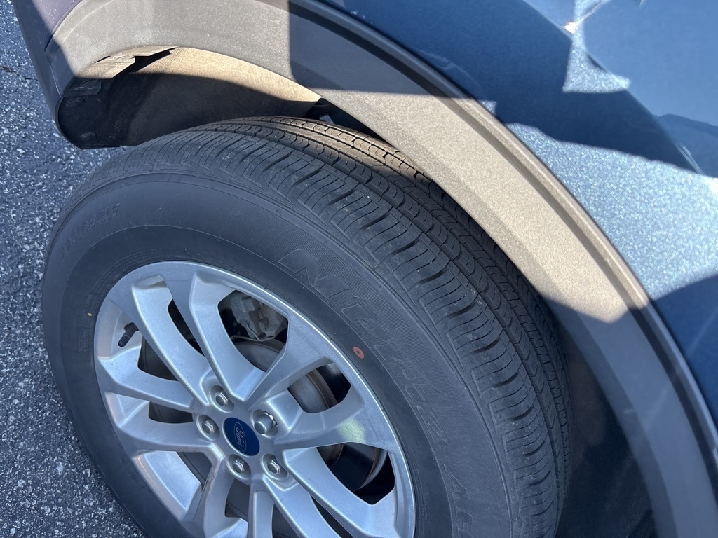 Used 2020 Ford Escape SE with VIN 1FMCU9G62LUC48159 for sale in Kansas City