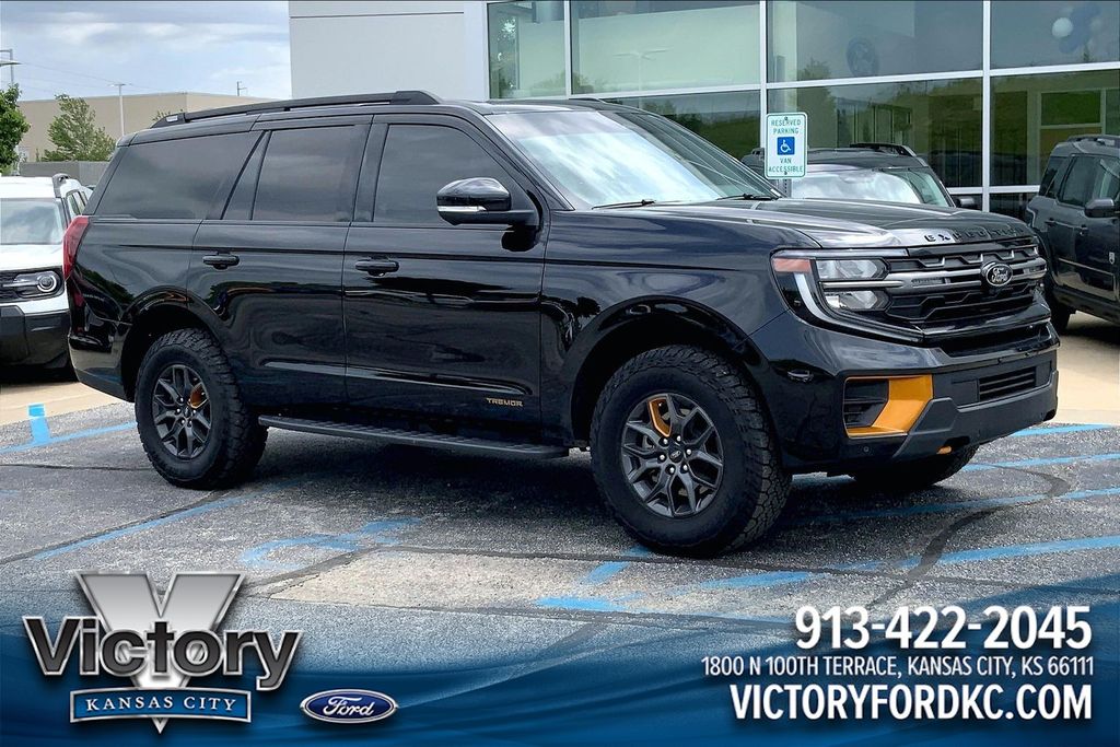 2025 Ford Expedition Tremor 4x4's photo