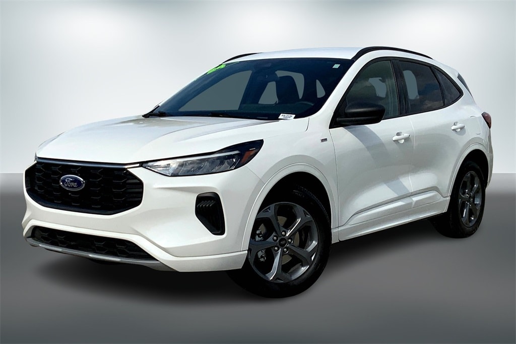 Used 2024 Ford Escape ST-Line with VIN 1FMCU0MN2RUA73136 for sale in Kansas City