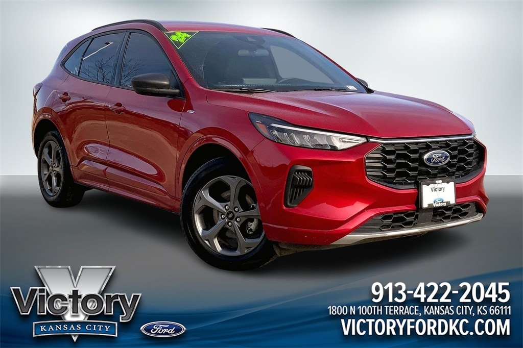 2024 Ford Escape ST-Line's photo