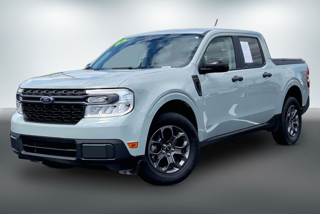Used 2024 Ford Maverick XLT with VIN 3FTTW8H34RRB33785 for sale in Kansas City