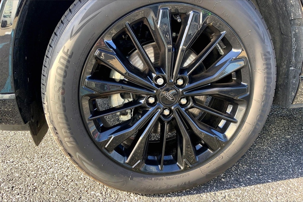 Used 2024 Ford Escape Hybrid ST-Line Elite SUV