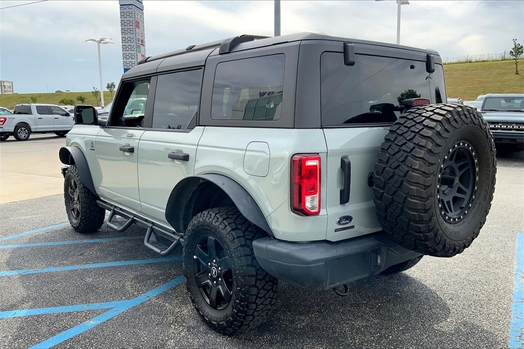 Used 2022 Ford Bronco 4-Door Black Diamond with VIN 1FMDE5BH9NLA84114 for sale in Kansas City