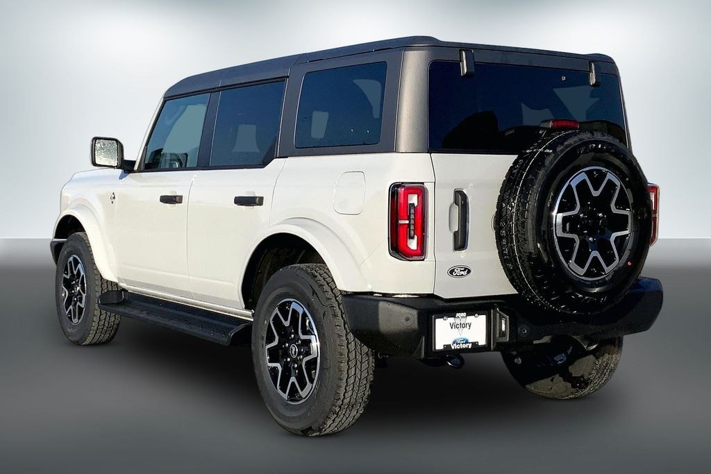 New 2026 Ford Bronco Outer Banks SUV