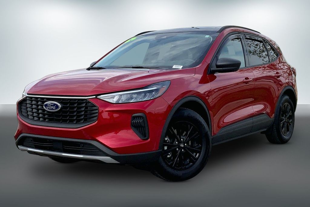 Used 2025 Ford Escape Active with VIN 1FMCU0GNXSUB50658 for sale in Kansas City