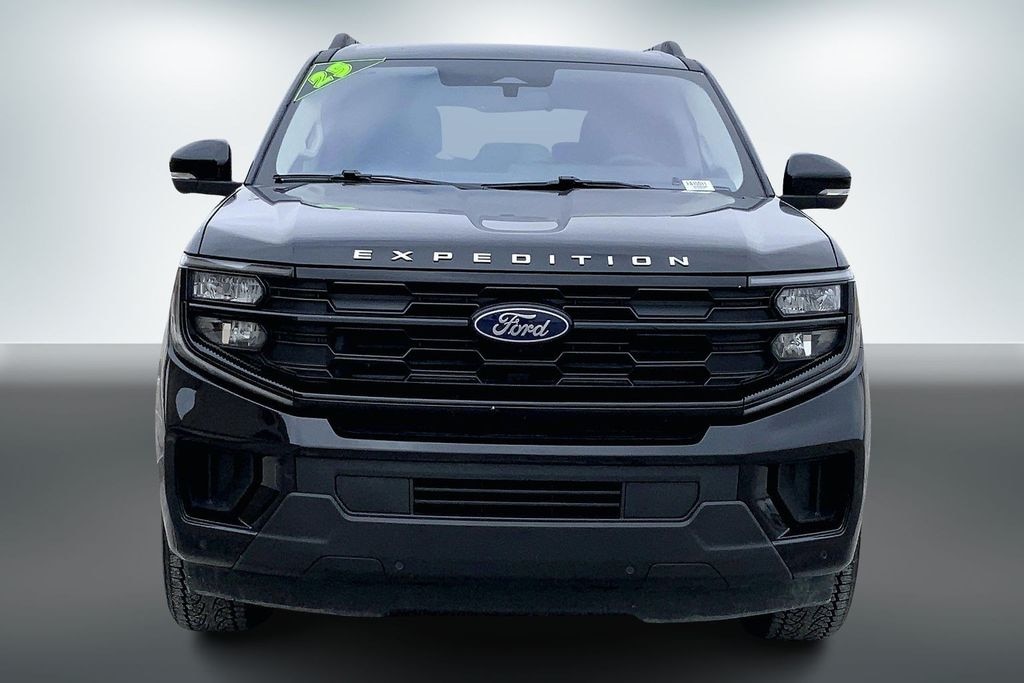 Used 2025 Ford Expedition Active SUV