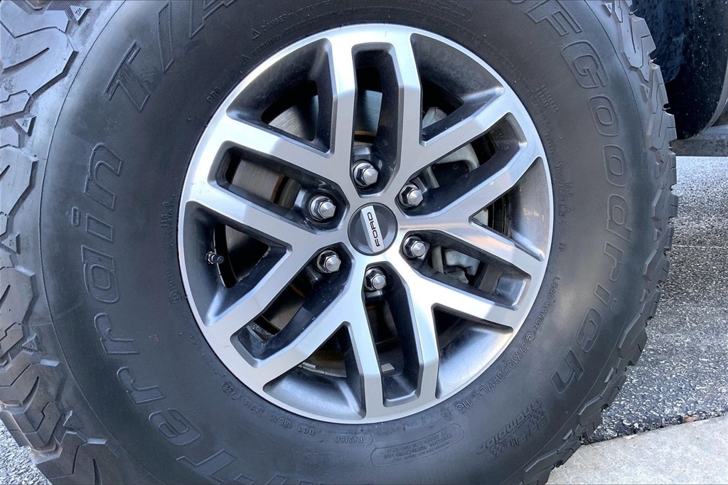 Used 2017 Ford F-150 Raptor Truck