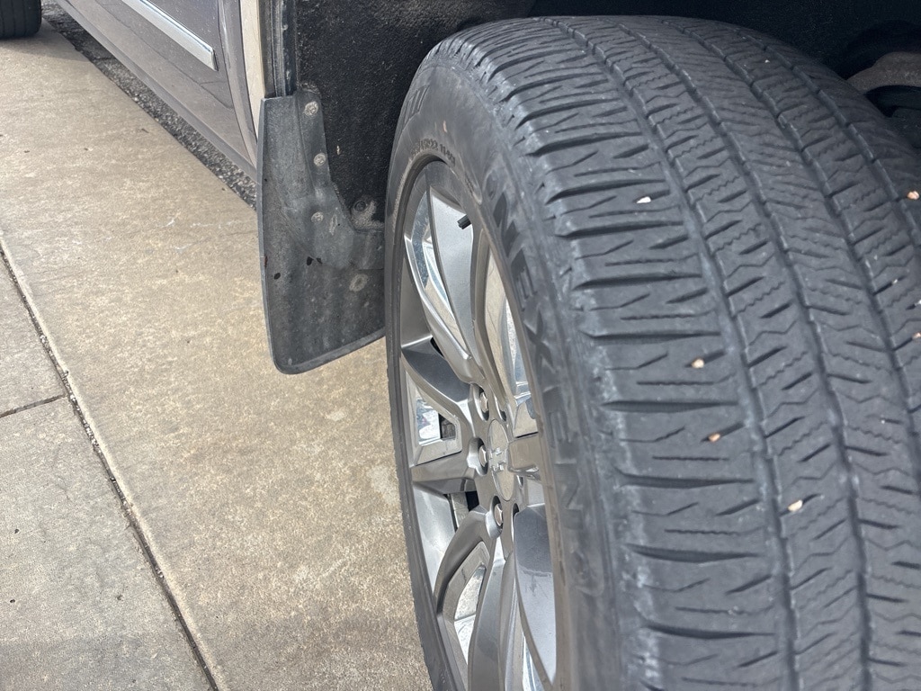 Used 2018 Chevrolet Silverado 1500 LTZ Z71 with VIN 3GCUKSEC6JG302514 for sale in Kansas City