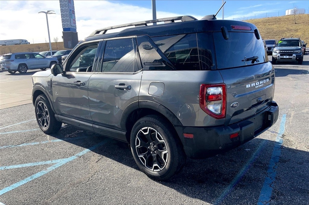 Used 2025 Ford Bronco Sport Outer Banks with VIN 3FMCR9CN5SRE46349 for sale in Kansas City