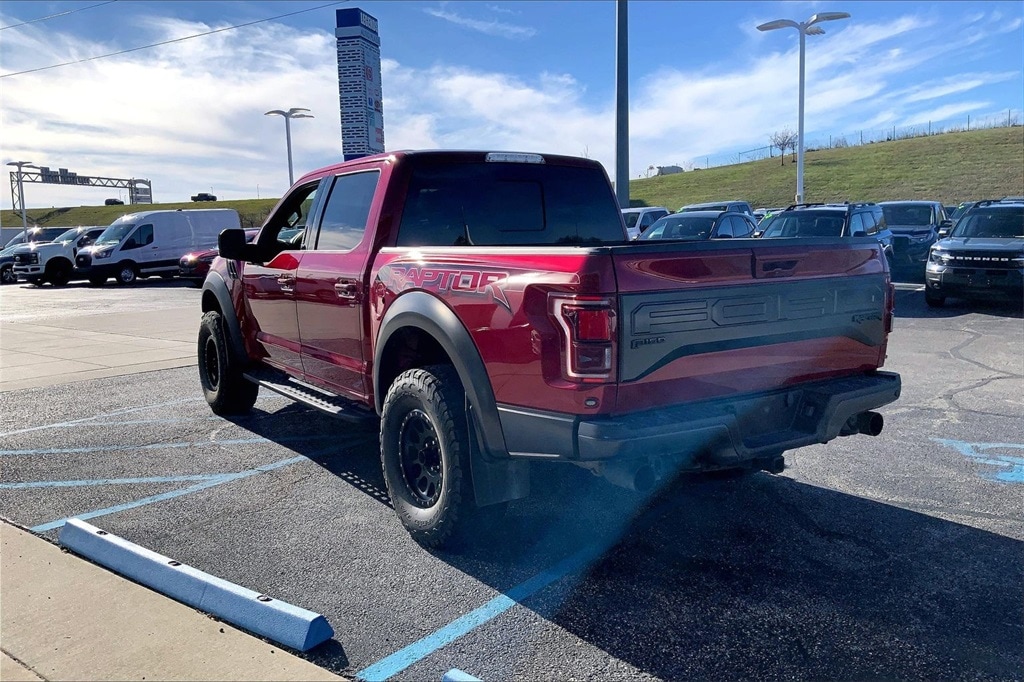 Used 2017 Ford F-150 Raptor with VIN 1FTFW1RG4HFC20913 for sale in Kansas City