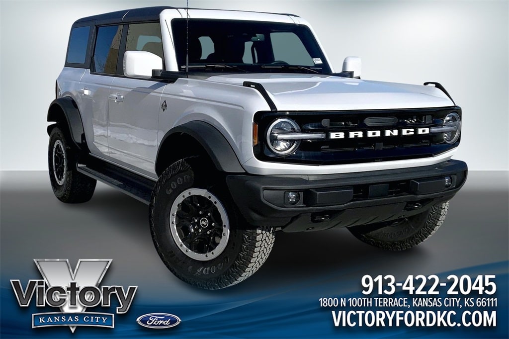 New 2025 Ford Bronco Outer Banks SUV