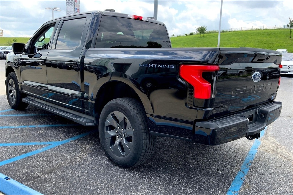 Used 2023 Ford F-150 Lightning XLT with VIN 1FT6W1EV7PWG46324 for sale in Kansas City