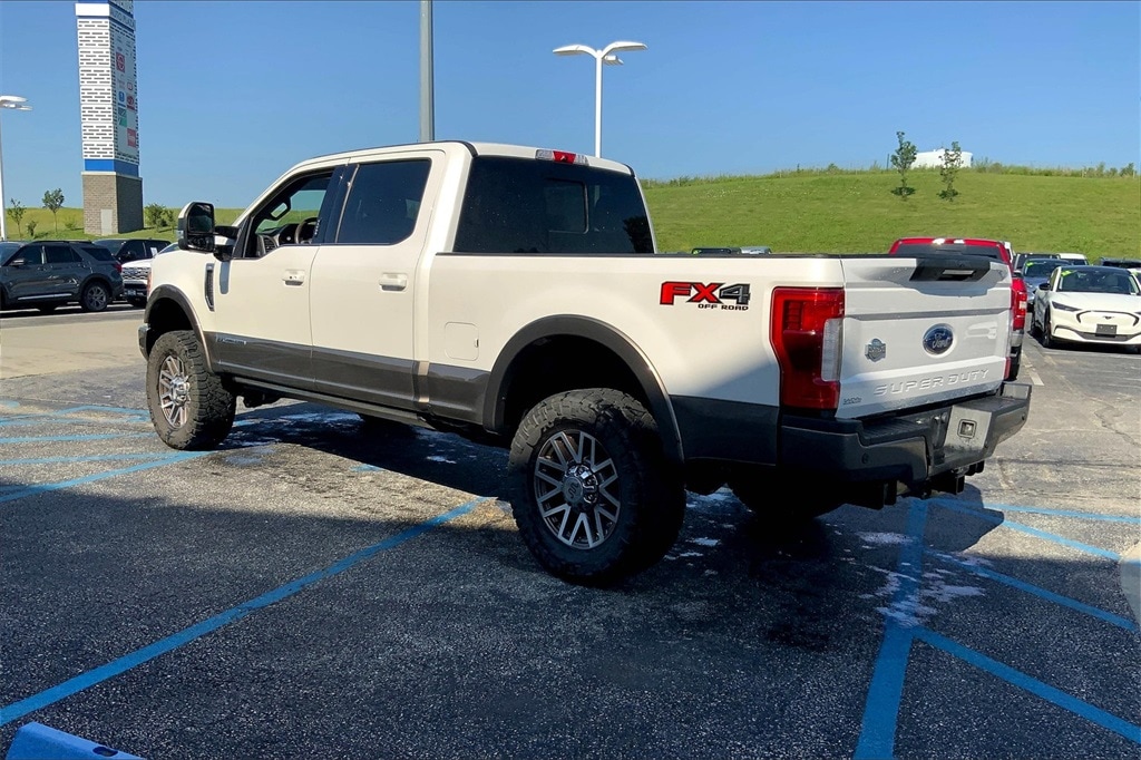 Used 2019 Ford F-250 Super Duty King Ranch with VIN 1FT7W2BT2KEG41804 for sale in Kansas City