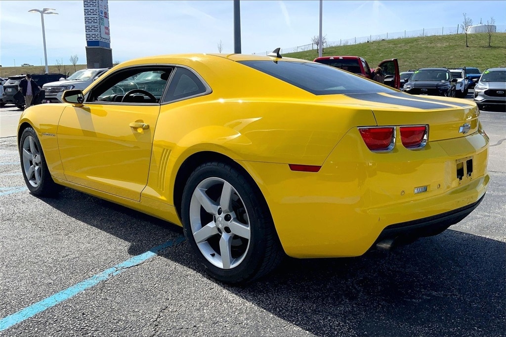 Used 2011 Chevrolet Camaro 2LT with VIN 2G1FC1ED1B9171098 for sale in Kansas City, KS