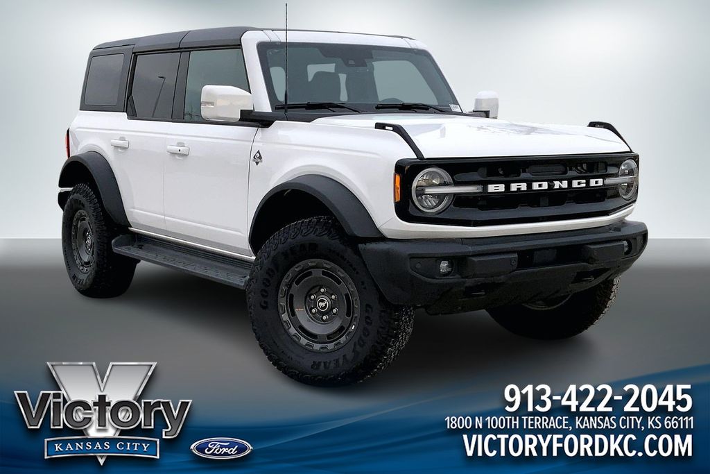 2025 Ford Bronco Outer Banks 4x4's photo