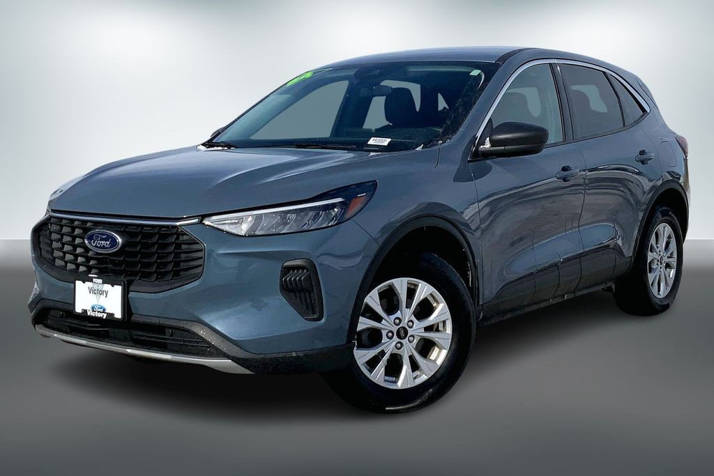 Used 2024 Ford Escape Active with VIN 1FMCU9GNXRUA18935 for sale in Kansas City