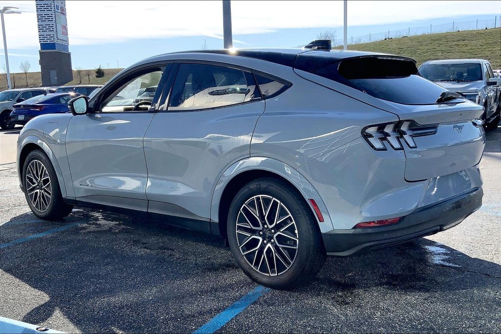 Used 2025 Ford Mustang Mach-E Premium AWD with VIN 3FMTK3SU2SMA44604 for sale in Kansas City