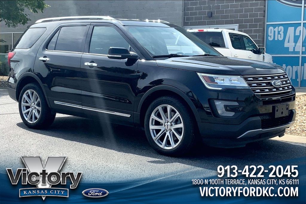 2016 Ford Explorer Limited 4WD's photo