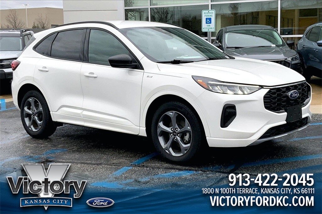 Used 2024 Ford Escape Hybrid ST-Line SUV