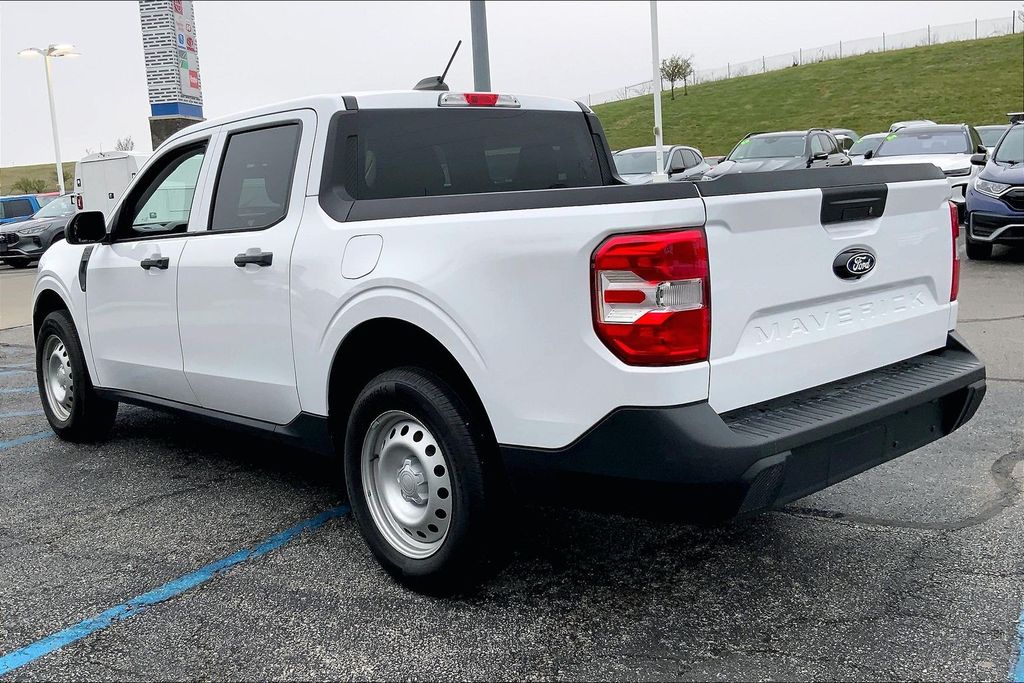Used 2025 Ford Maverick XL with VIN 3FTTW8A34SRA89853 for sale in Kansas City