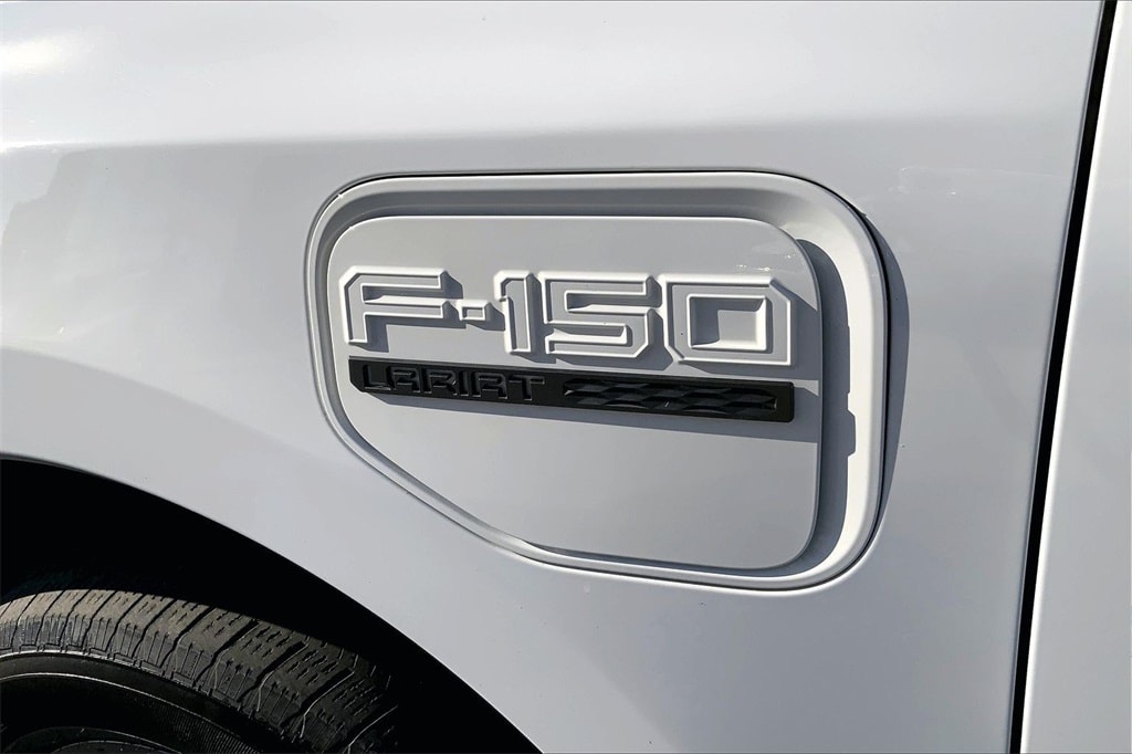 Used 2023 Ford F-150 Lightning Lariat Truck