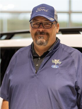 Staff member Chris Colwell from ID_39370ee24b4a