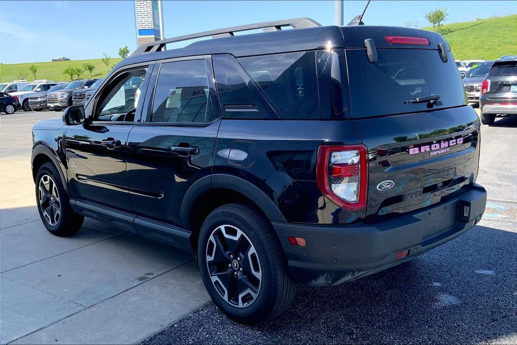 Used 2024 Ford Bronco Sport Outer Banks with VIN 3FMCR9C61RRF18795 for sale in Kansas City