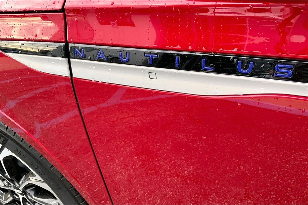 Used 2024 Lincoln Nautilus Reserve SUV