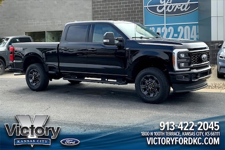 2023 Ford F-350SD Lariat Truck