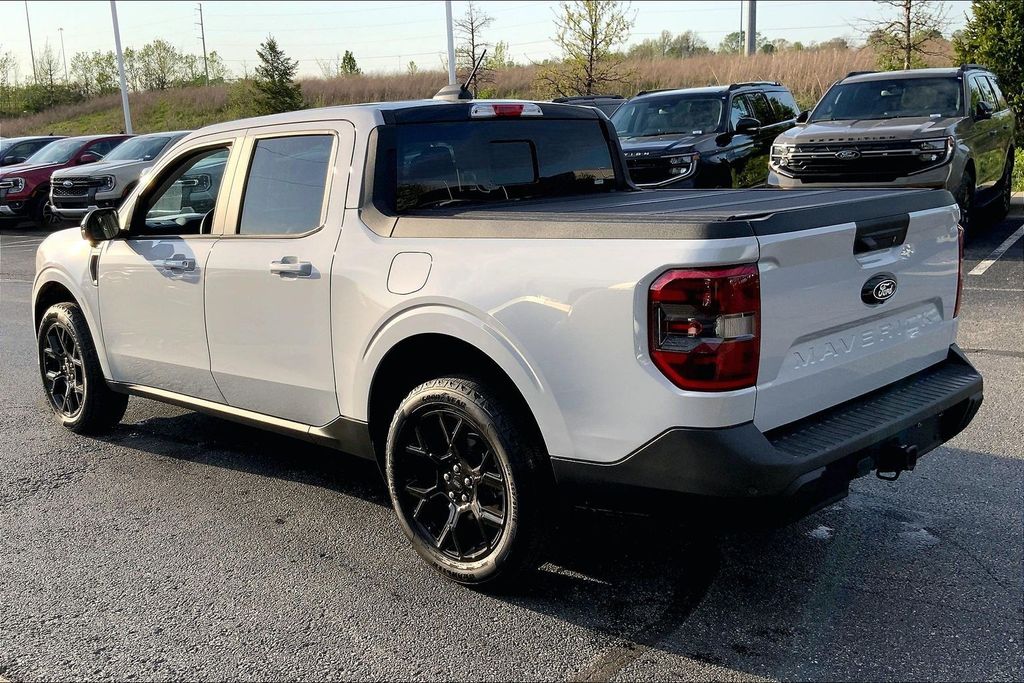 Used 2025 Ford Maverick Lariat with VIN 3FTTW8S39SRB64920 for sale in Kansas City