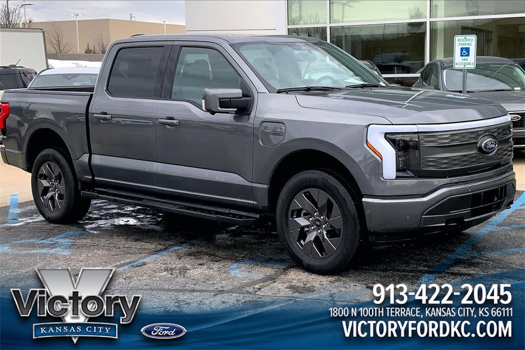 Used 2023 Ford F-150 Lightning Lariat Truck
