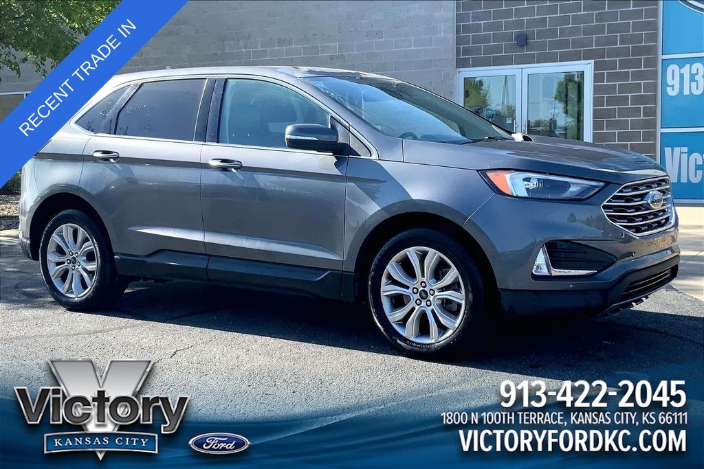 2022 Ford Edge Titanium AWD's photo